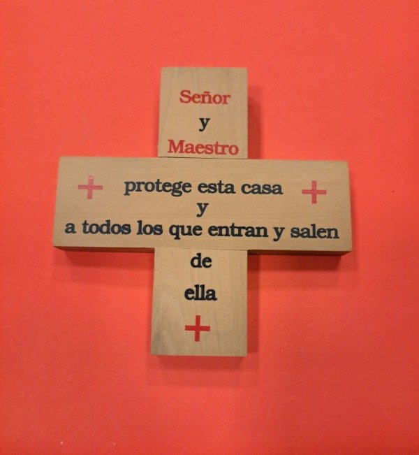 Producto - Cruz madera Protección casa grande 13 cm