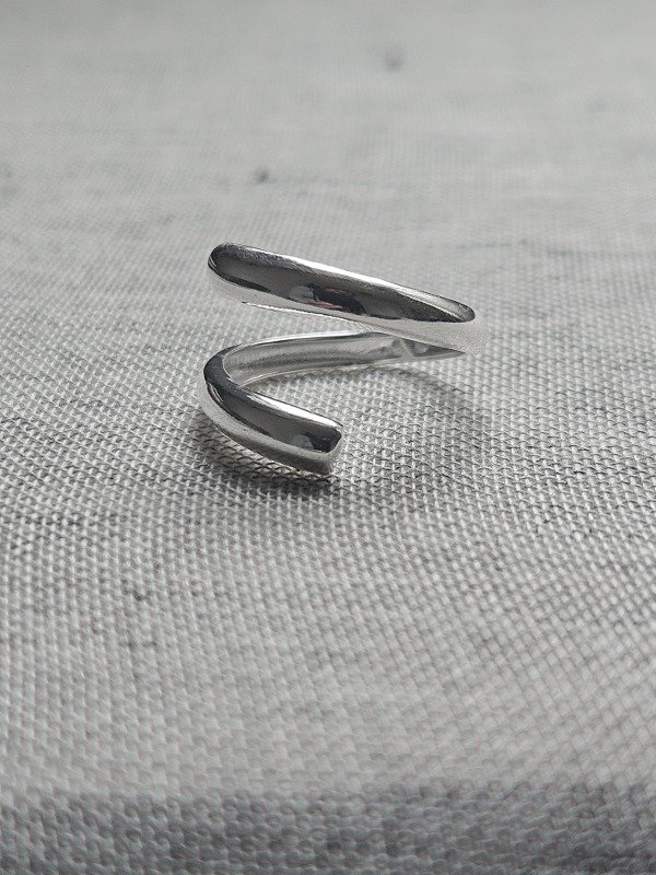 Producto - Anillo Horizonte Plateado
