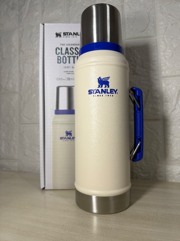 Producto - TERMOS OASIS CREMA AZUL 950 ML