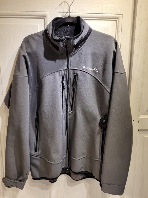 Producto - Campera GARMONT Softshell con polar Talle L - PRECIO: 70X