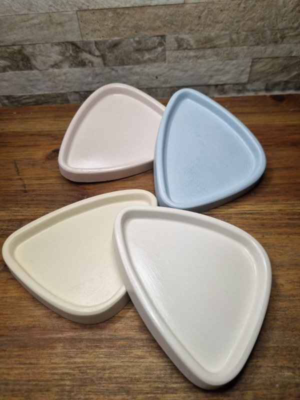 Producto - Bandeja Triangular Chica Camelia