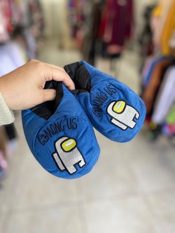 Producto - Pantuflon amongus azul - COD 455