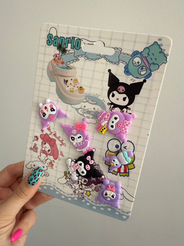 Producto - Pack de Pins para crocs kuromi