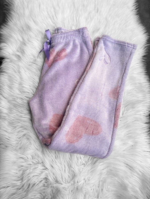 Producto - PANTALÓN POLAR SOFT VIOLETA CON CORAZONES