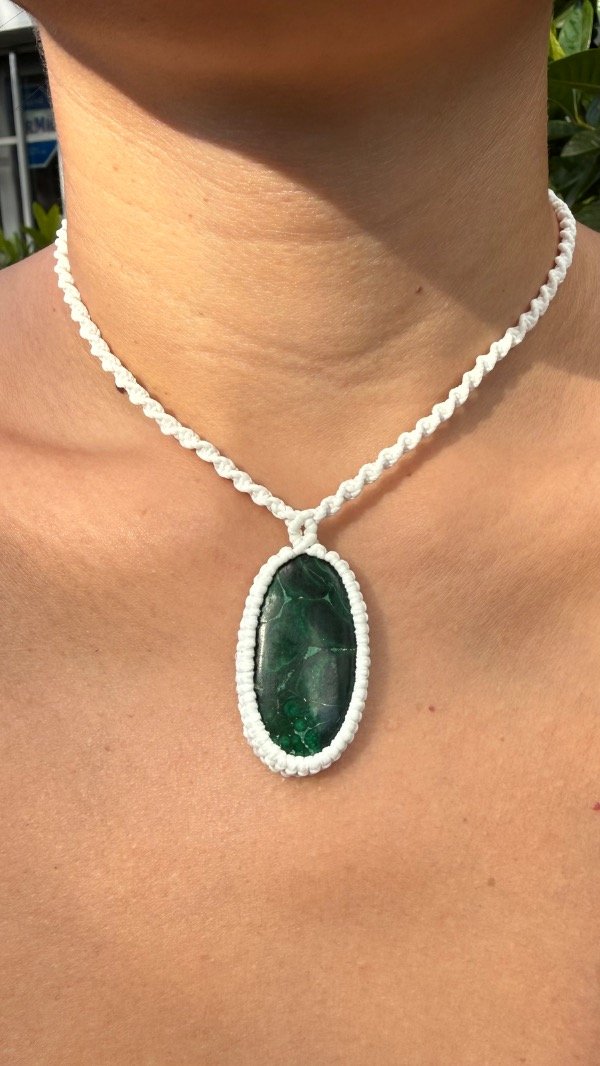 Producto - Collar Amuleto Malaquita - Transformación