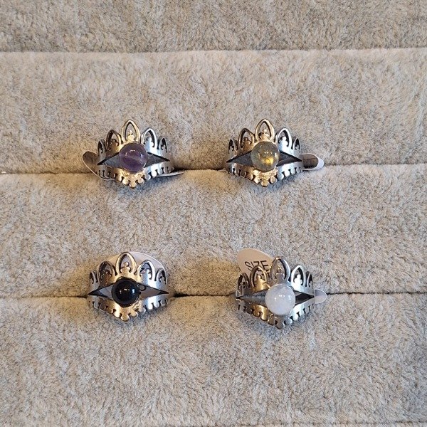 Producto - Anillo CORONA CON PIEDRA