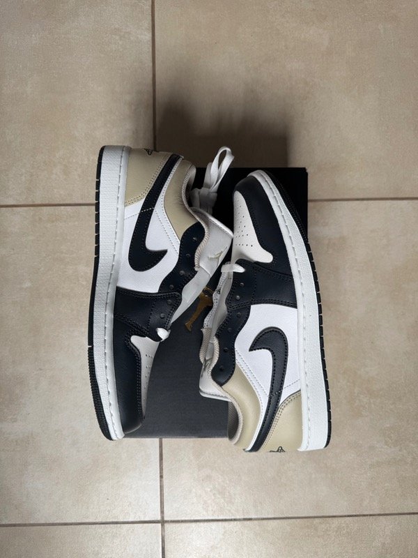 Producto - Jordan 1 low Latte
