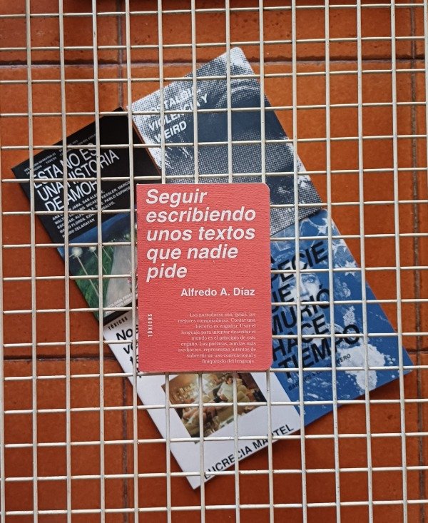 Producto - Seguir escribiendo unos textos que nadie pide