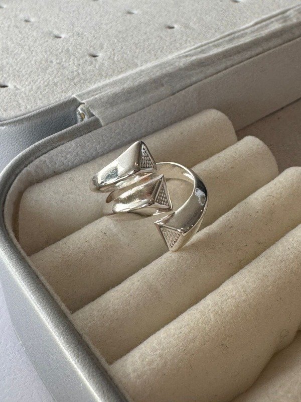 Producto - ANILLO TRIAN