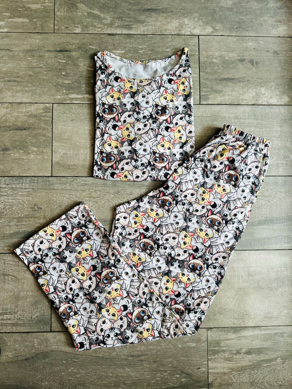 Producto - Pijama Gatitos manga larga adultos