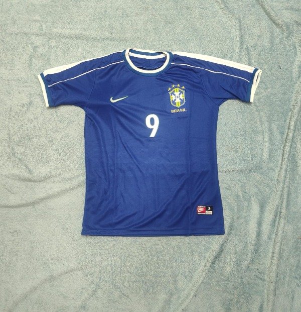 Producto - CAMISETA RETRO BRASIL AZUL 1998 RONALDO
