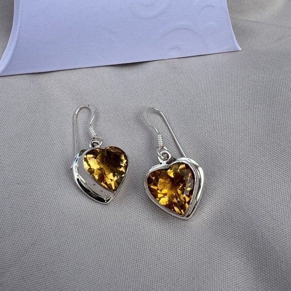 Producto - AROS CITRINO FACETADO TALLA CORAZÓN