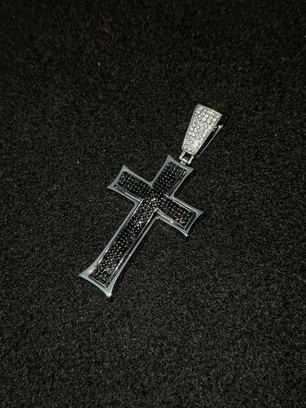 Producto - DIJE CRUZ PLATA NEGRO