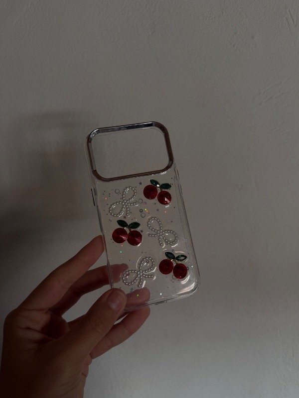 Producto - Case Cherry y Moño