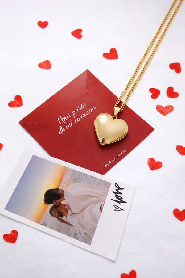 Producto - Especial "San Valentín": Relicario dorado.