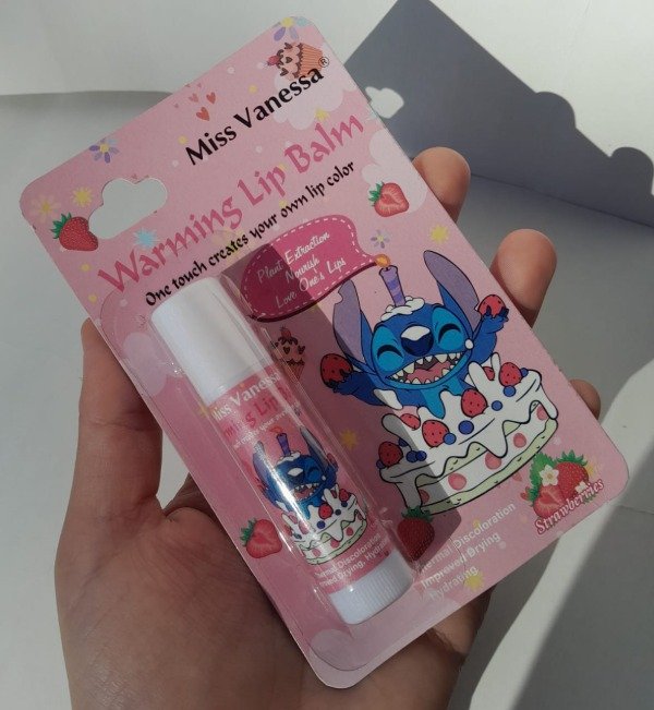 Producto - Bálsamo labial de Stitch y Kuromi