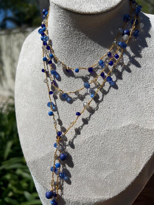 Producto - COLLAR MIL VUELTAS - dorado con azul