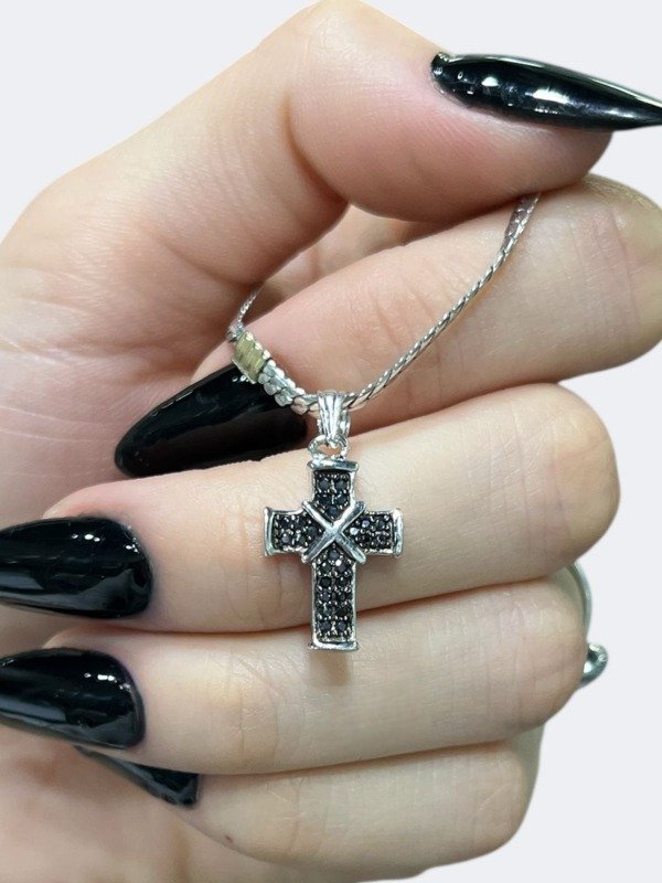 Producto - Dije Cruz Negra