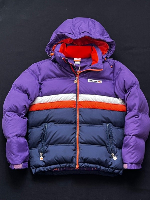 Producto - Puffer Elesse de plumas, talle M femenino, S masculino