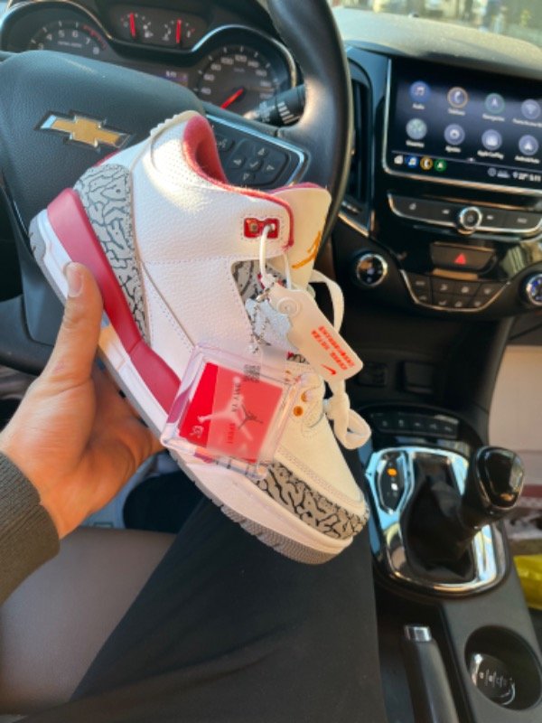 Producto - Air Jordan 3 Fire Red