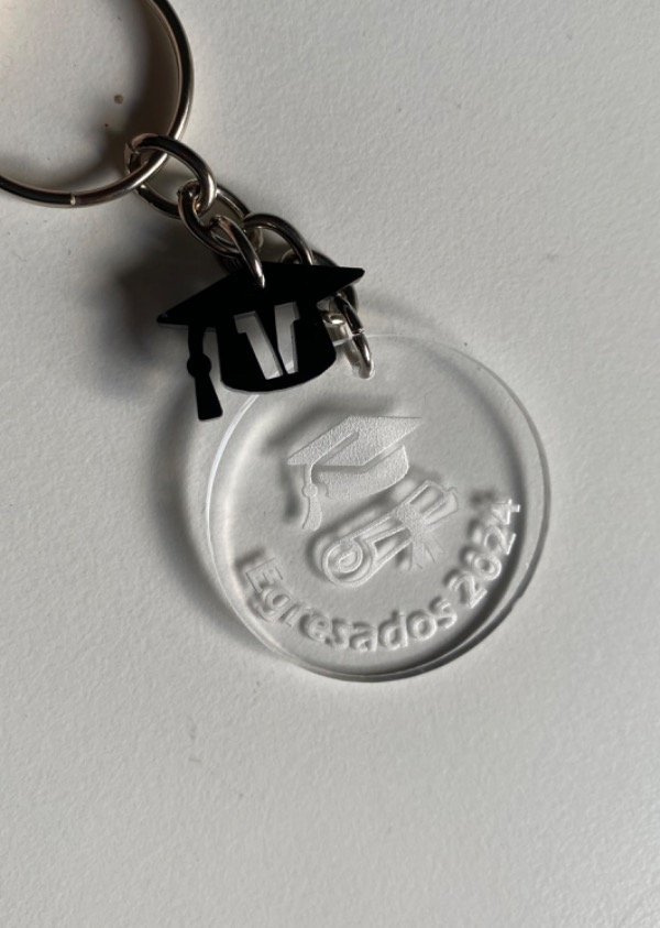 Producto - Llavero egresado + mini dije 1,5cm