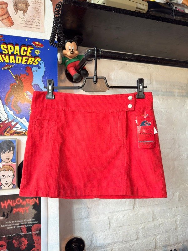 Producto - FALDA RED