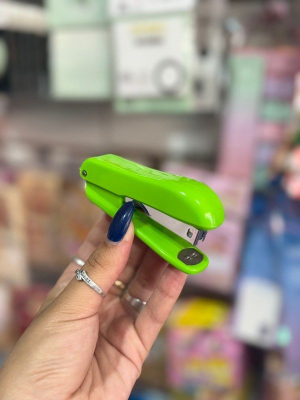 Producto - Abrochadora Stapler Verde