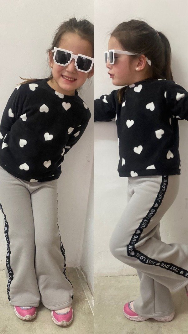 Producto - Jogging love gris