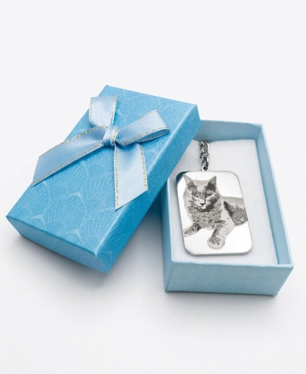 Producto - LLAVERO ACERO QUIRURGICO RECTANGULAR FOTO GRABADO MASCOTA CON CAJA DE REGALO