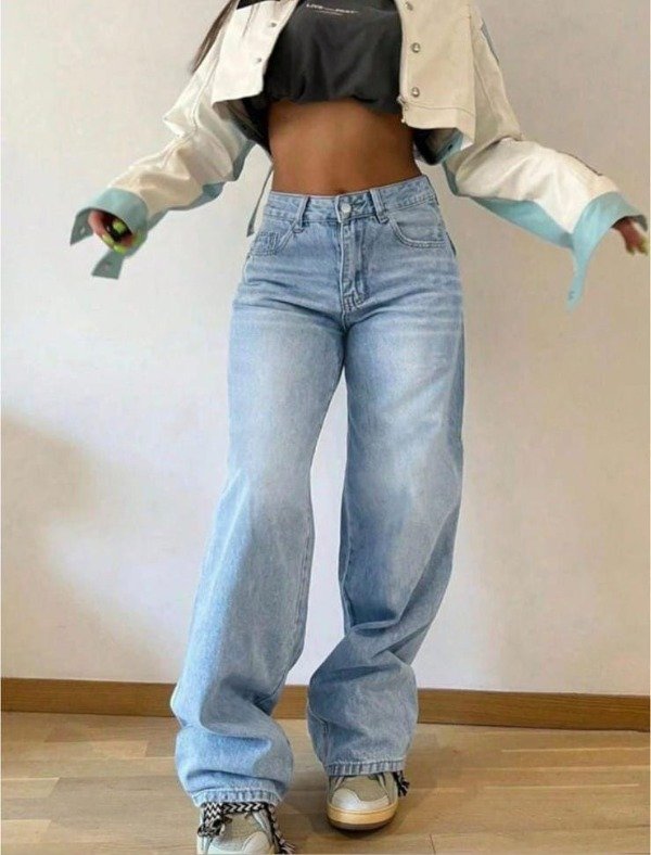 Producto - JEANS BAGUI CON BIGOTES