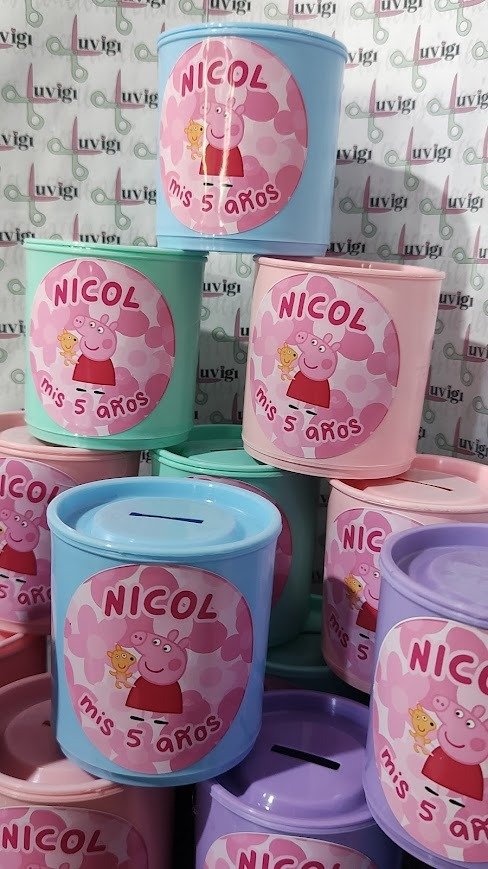 Producto - Alcancía personalizada al frente