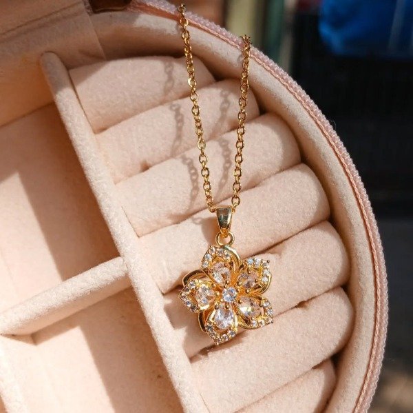 Producto - Collar Giratorio Amelie