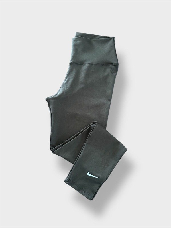 Producto - Calza Larga Nike Lisa
