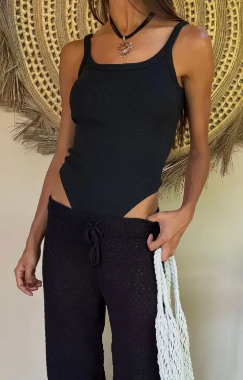 Producto - Body negro shein M