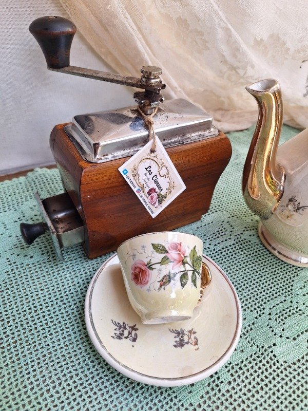 Producto - Antiguo Molinillo de Café - 1