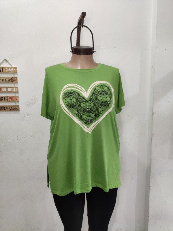 Producto - Remera modal corazón