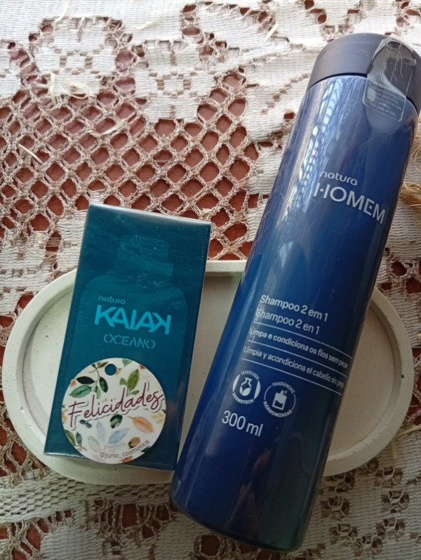 Producto - Kit regalable perfume + shampoo - 1