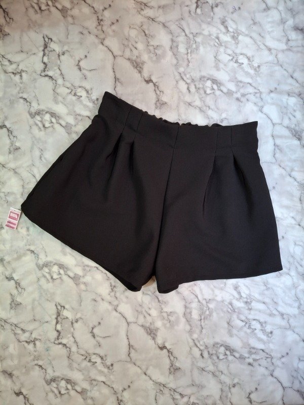 Producto - Short sastrero con pinzas