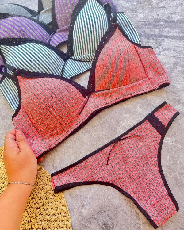 Producto - CONJUNTO RAYADO SOFT