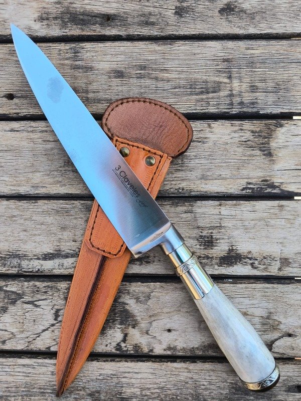 Producto - CUCHILLO CON HOJA 3 CLAVELES DE 20CM DE CIERVO