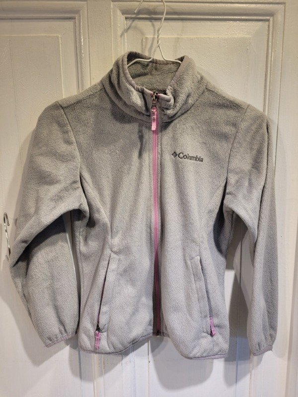 Producto - Polar COLUMBIA gris claro con rosa-Talle 7/8 años- PRECIO: 50X - 0
