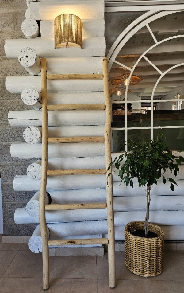 Producto - Escalera rústica