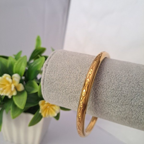 Producto - Esclava con Relieve