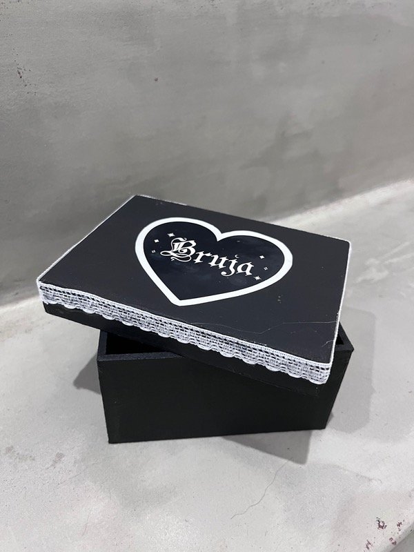 Producto - Cajita BRUJA
