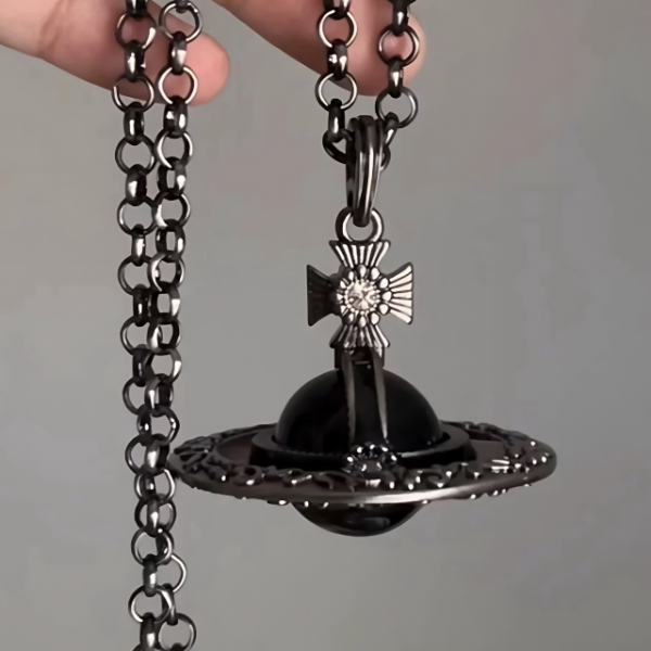 Producto - Collar Orbe Gothic Black - 1