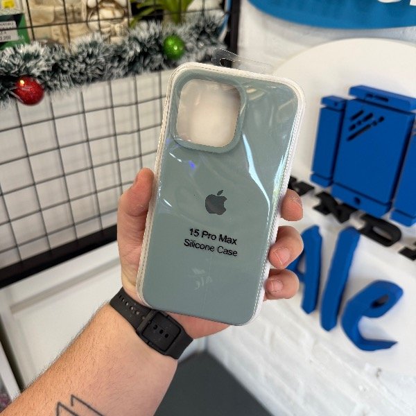 Producto - Silicone Case Gris Azulado - iPhone 15 Pro Max