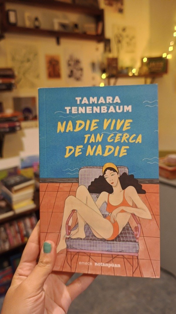 Producto - Nadie vive tan cerca de nadie - Tamara Tenenbaum