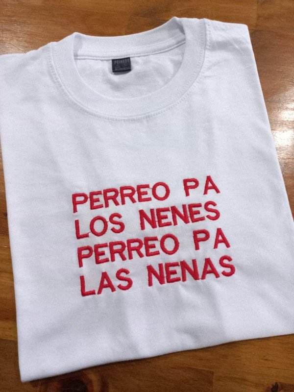 Producto - Remera "perreo pa los nenes perreo pa las nenas"