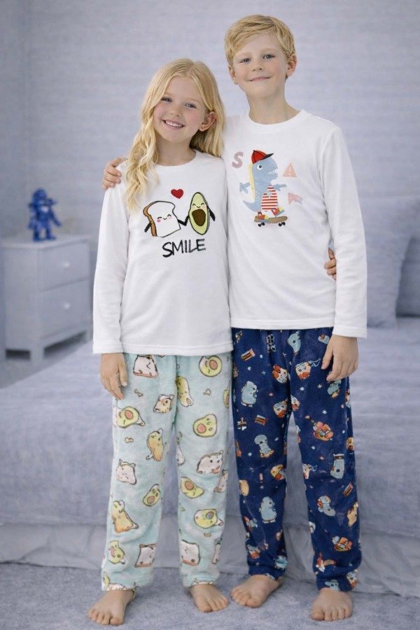 Producto - PIJAMA POLAR SOFT C/ BORDADO - MAX3006