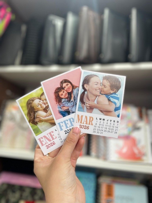 Producto - Promo Polaroid con broches e hilo